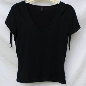 Women's Cue Black V-Neck Short SleeveTop Sz M